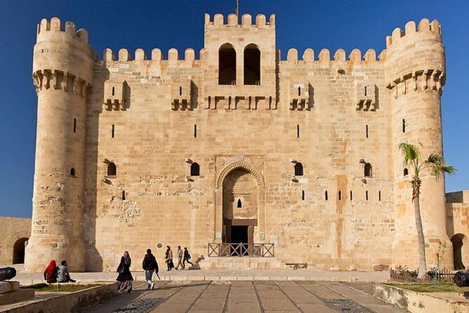 Tour to The Qaitbay Citadel in Alexandria - An In-Depth Look at the Alexandria Highlights Tour