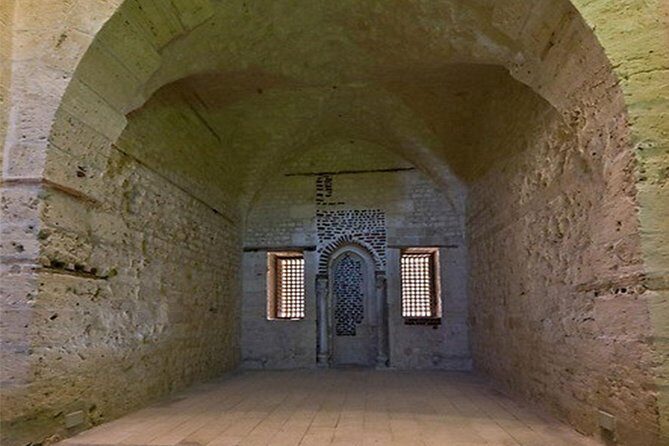 Tour to The Qaitbay Citadel in Alexandria - An In-Depth Look at the Tour Experience