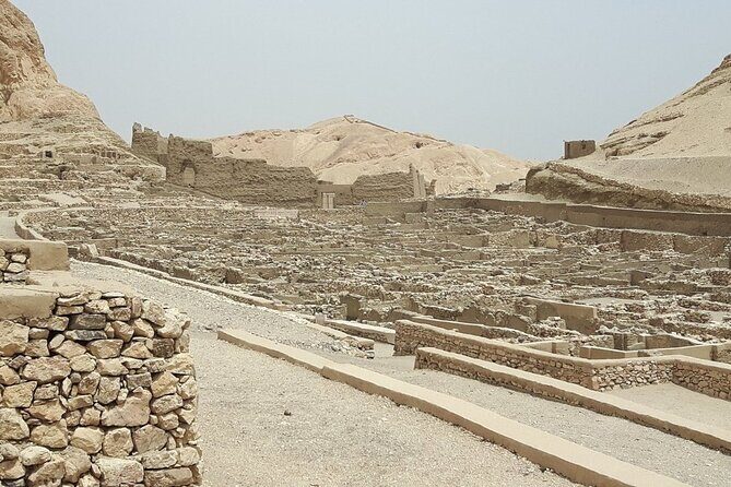 Tour to Valley of Queens Valley of the Artisans Tombs of Nobles - The Sum Up
