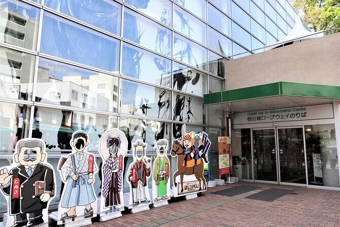 [Town walk] Stroll around Matsuyama Castle and enjoy local shopping - Discovering Matsuyama: An Authentic City Walk
