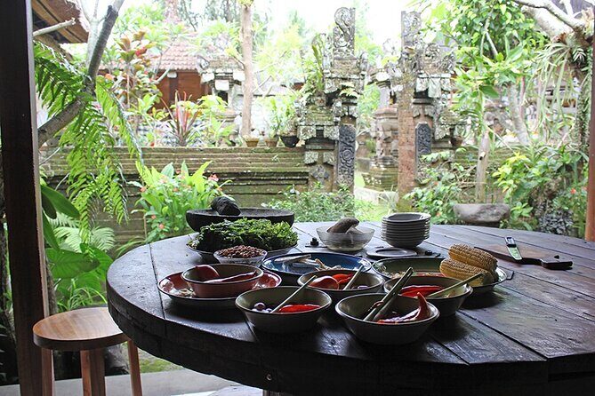 Traditional Balinese Meal in Ubud in Dewa's Family Village Home - The Sum Up