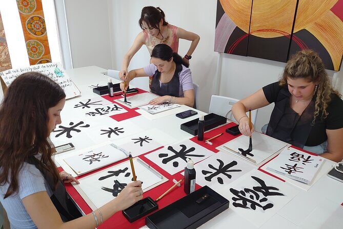 Traditional Calligraphy Experience near Dotonbori - A Deep Dive into the Calligraphy Experience
