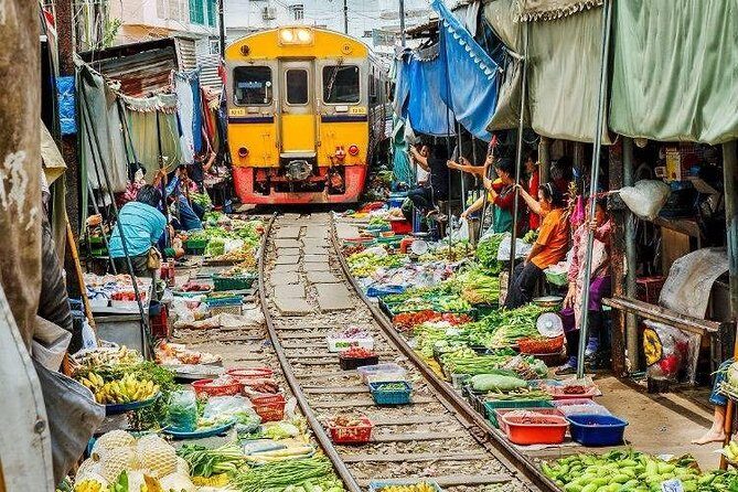 Train Market and Floating Market half day tour - The Sum Up