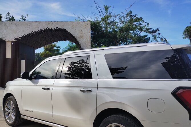 Transfer Airport To Excellence Finest Atelier Playa Mujeres - A Closer Look at the Private Transfer Experience