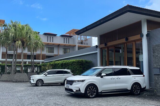 Transfer from Da Nang airport to Hoi An by private cars - Reliability & Professionalism
