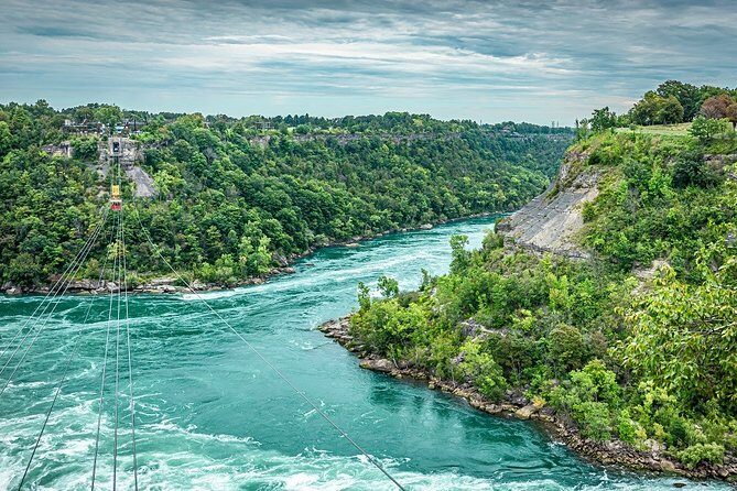 Transfer Niagara Falls, Canada to Toronto, Canada (Downtown) - A Closer Look at the Reviews