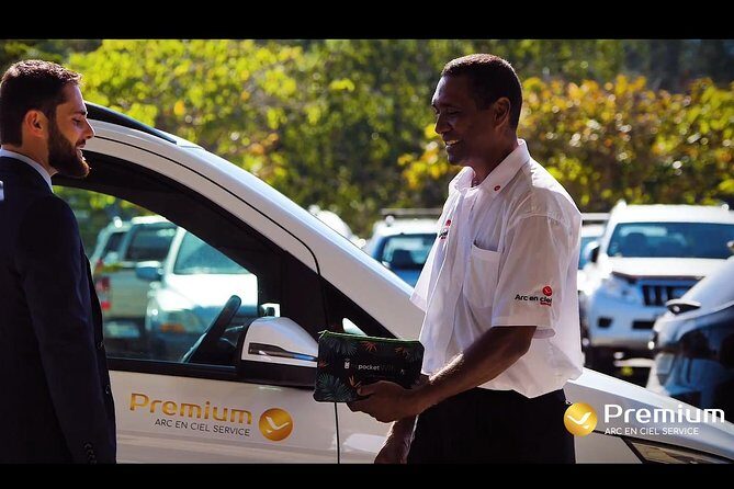Transfer Nouméa to Tontouta Airport by Premium Sedan - Key Points