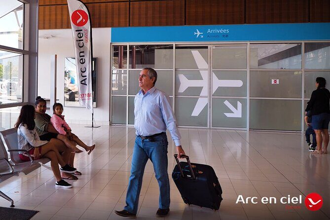 Transfer Nouméa to Tontouta Airport by Premium Sedan - Transportation details and value