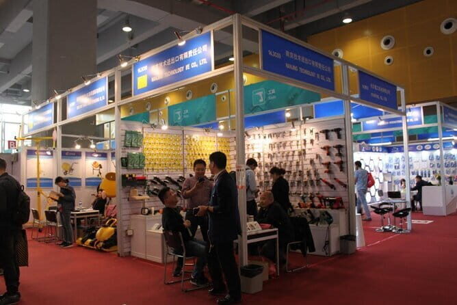 Translator Shopping Assistant and Business Tour Guide Service - Who Would Love This Tour?