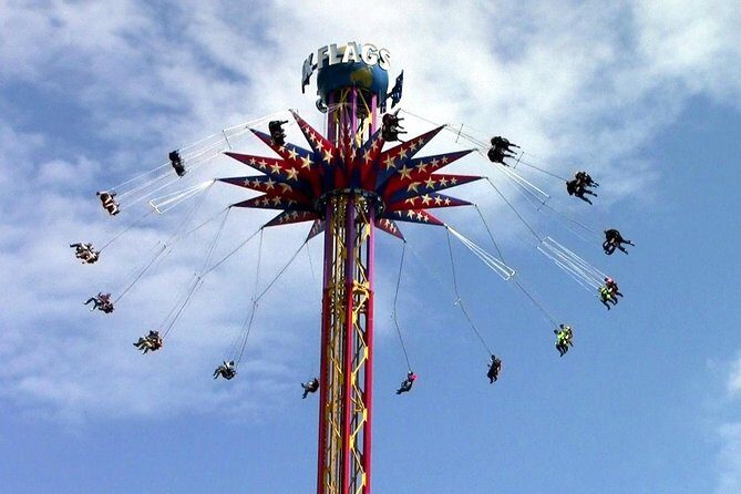Transportation and access to Six Flags amusement park - An in-depth look at the tour experience
