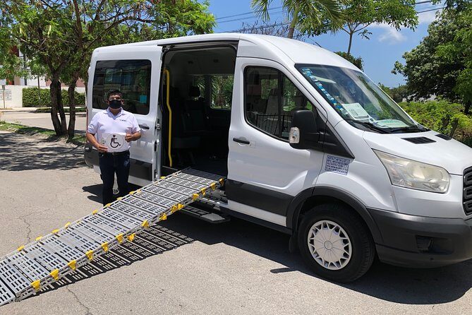 Transportation from the Airport to Hotels in Cancun arrival only - Key Points