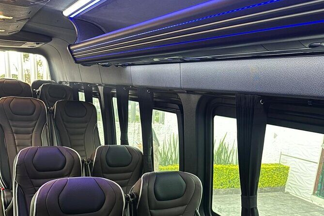 Transportation Playa DE l Carmen to Cancun Airport from 1 to 8 Travelers - Frequently Asked Questions