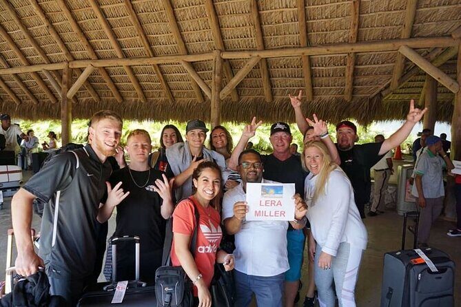 traslado privado SUBURBAN/CADILLAC round trip PUNTACANA-UVEROALTO - Analyzing the Value