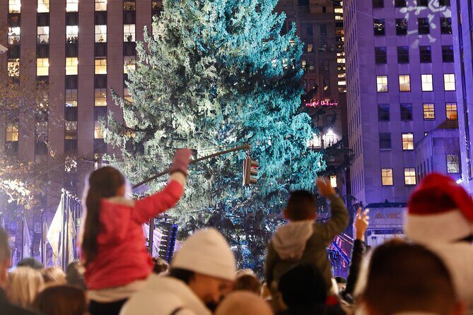 Tree Lighting Ceremony Indoor Viewing from 45 Rockefeller Center - Key Points