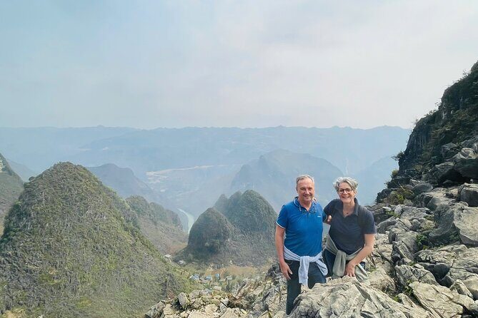 Trekking the White Cliff Ma Pi Leng Pass Adventure - Key Points