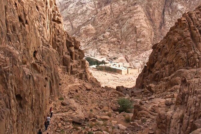 Trip To Mount Sinai & St Catherine From Cairo - An Immersive Two-Day Journey Through Egypt’s Sacred and Iconic Sites
