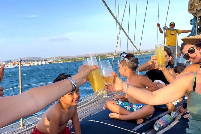 Tropical Dream Snorkel and Dinner Sail in Aruba - The Value in the Price