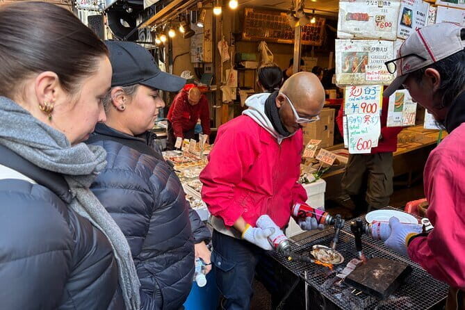Tsukiji Fish Market Private Food Tour in Tokyo - A Closer Look at the Tsukiji Fish Market Private Food Tour