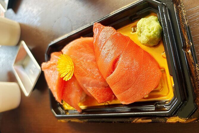 Tsukiji Food Strolling and Hama Rikyu Garden Walking Tour - Who Will Love This Experience