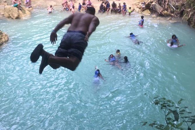 Tubing and Blue Hole Combo Tour from Falmouth - The Guides and the Group