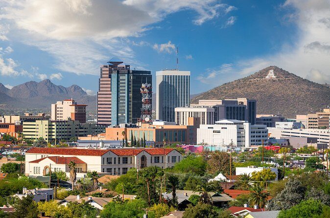 Tucson Bar Crawl: Cacti and Cocktails - The Sum Up