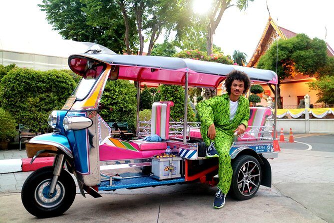 Tuk Tuk Bangkok Private Tour: WW2 Pad Thai, 360-Viewpoint, Chinatown (Pickup) - FAQ