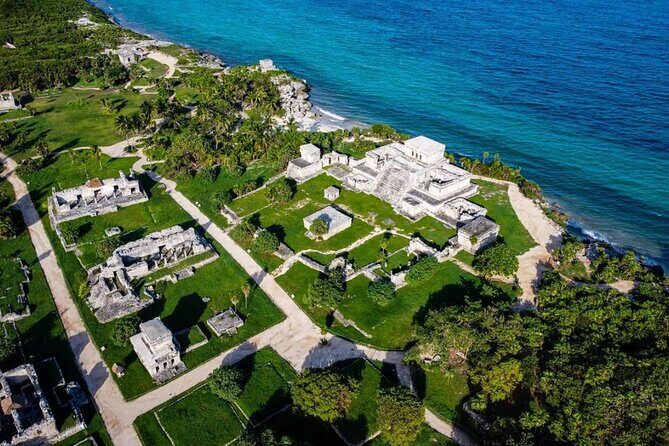 Tulum Express Private Tour with Museum and Beach. Half a day - Exploring the Tulum Express Private Tour with Museum and Beach
