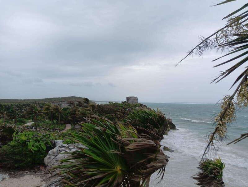 Tulum: Guided Tour of the Mayan Ruins - A Practical Guide to the Tulum Guided Tour