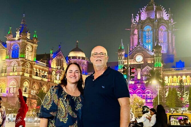 Twilight in Mumbai: Discover the City by Night with Food Options - Key Points