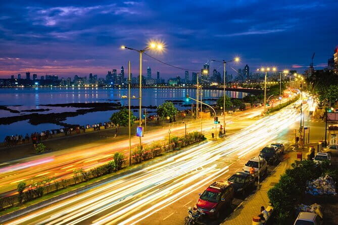 Twilight in Mumbai: Discover the City by Night with Food Options - The Experience: Authentic Moments and Practical Comfort