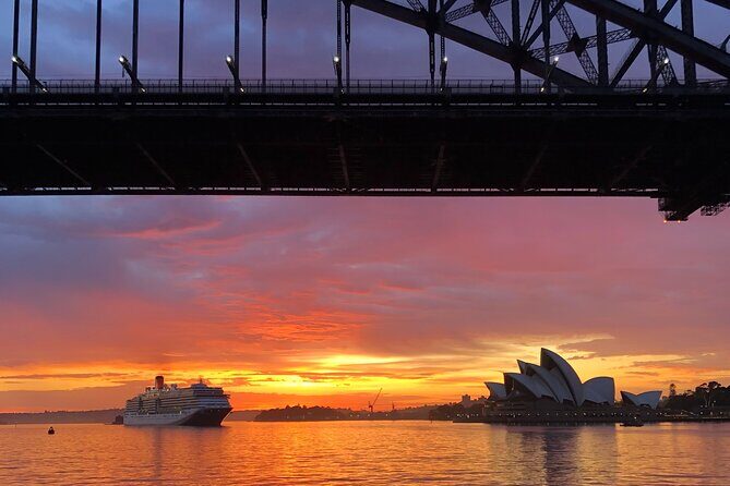 Twilight Treasures Sunset Sydney Harbour Cruise - Key Points
