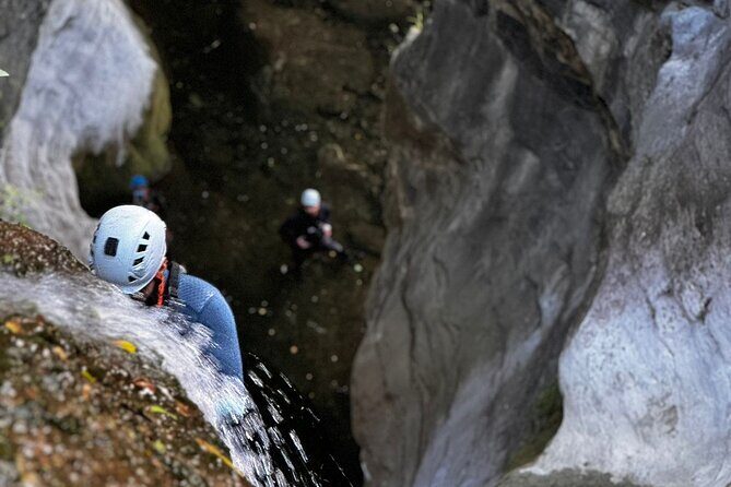 Two-day canyoneering experience in Cañon del Infiernillo - Key Points