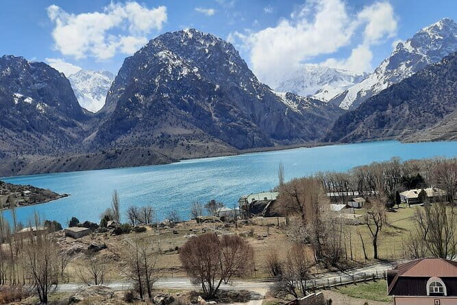 Two Days in Fann Mountains at Iskandarkul and Sevenlake - Key Points