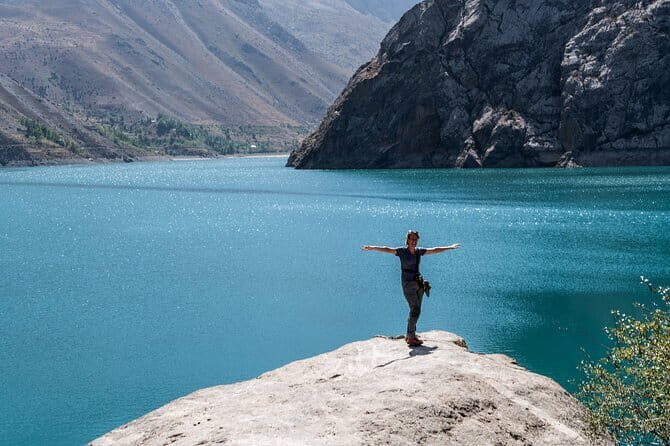 Two Days in Fann Mountains at Iskandarkul and Sevenlake - Who is this tour best for?