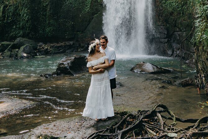 UBUD Instagram Spot Tour with Photographer - Authenticity and Visitor Experiences