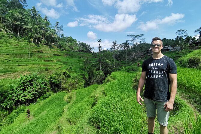 Ubud Village, Tegalalang Rice Terrace Swing, Tirta Empul Temple and Waterfafall - Who Will Love This Tour?