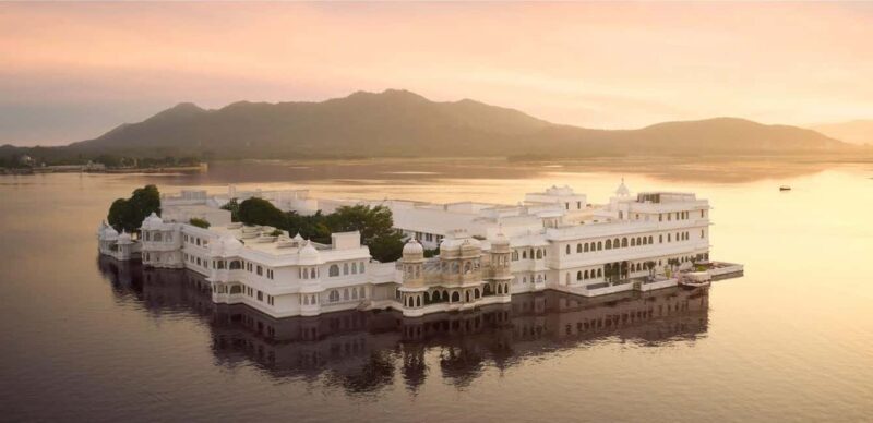 Udaipur: 2-Day Private Tour with Guide & Boat Ride - Practical Considerations