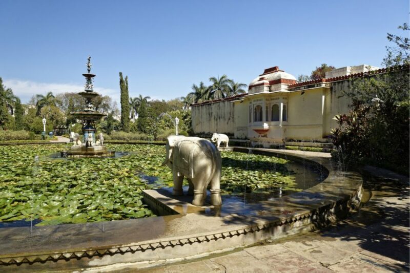 Udaipur: Full Day Private City Tour with Optional Boat Ride - Key Points