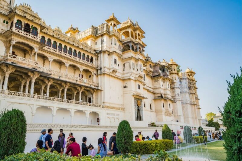 Udaipur: Full Day Private City Tour with Optional Boat Ride - Exploring Udaipur’s Top Attractions