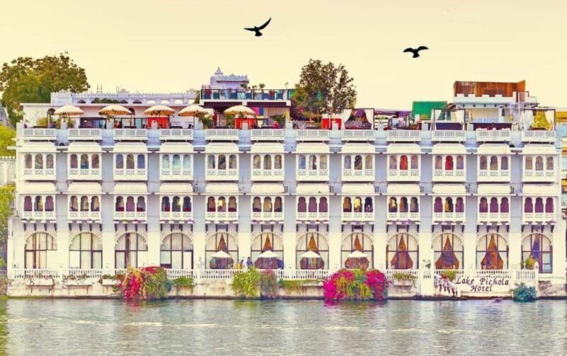 UDAIPUR FULL DAY TOUR - Exploring Udaipur in Depth