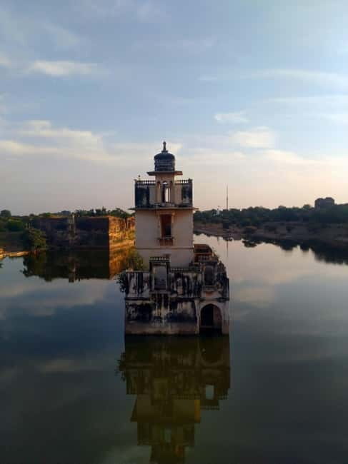 Udaipur: Guided Day Trip to Chittorgarh Fort - An In-Depth Look at the Chittorgarh Day Trip