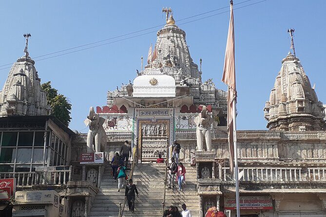 Udaipur Heritage City and Local Market Walking tour - FAQ