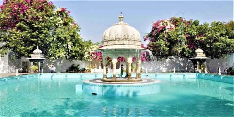 Udaipur: Monsoon Palace & Cultural Walk with Local Food - Who Should Consider This Tour?