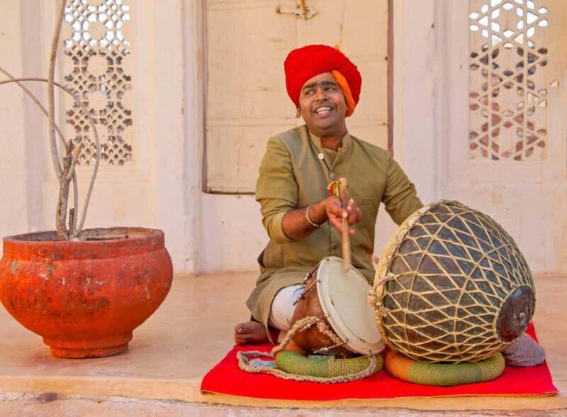 Udaipur: Private Full-Day Sightseeing Tour by Car with Guide - Authenticity and Travel Experience