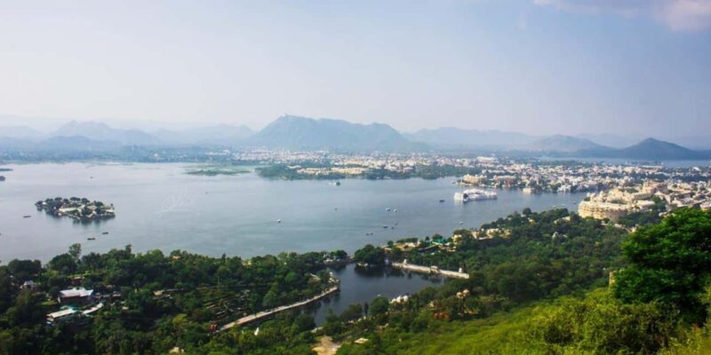 Udaipur: Private Full-Day Udaipur City Highlight Tour By Car - Jagdish Temple: Spirituality and Artistry