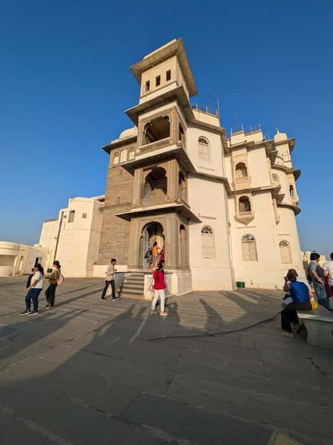 Udaipur: Sajjangarh Monsoon Palace Day Trip with Tickets - An In-Depth Look at the Sajjangarh Monsoon Palace Day Trip