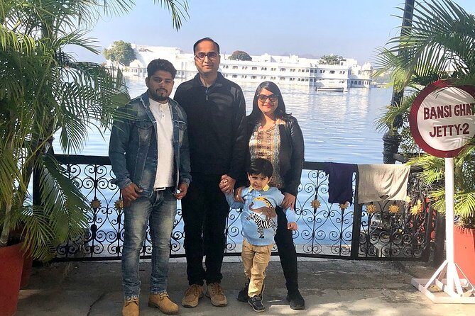 Udaipur Sightseeing Tour By Car With Guide - Comparing to Other Experiences