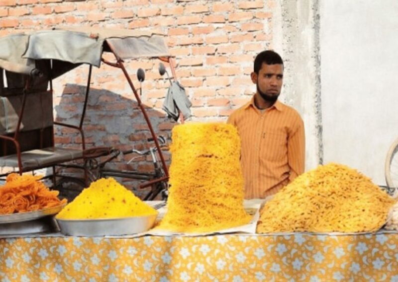 Udaipur: Street Food Crawl (2 Hours Local Food Tasting Tour) - What to Expect from the Udaipur Street Food Crawl