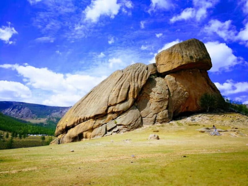 Ulaanbaatar: Chinggis Khaan Statue and Turtle Rock Day Tour - Transportation, Guides, and Overall Value