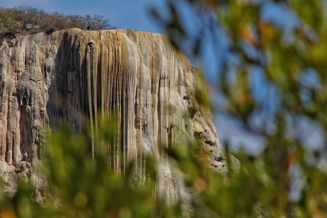 Ultimate Hierve el Agua Hike + Mezcal - A Practical Guide to the Ultimate Hierve el Agua Hike + Mezcal Tour